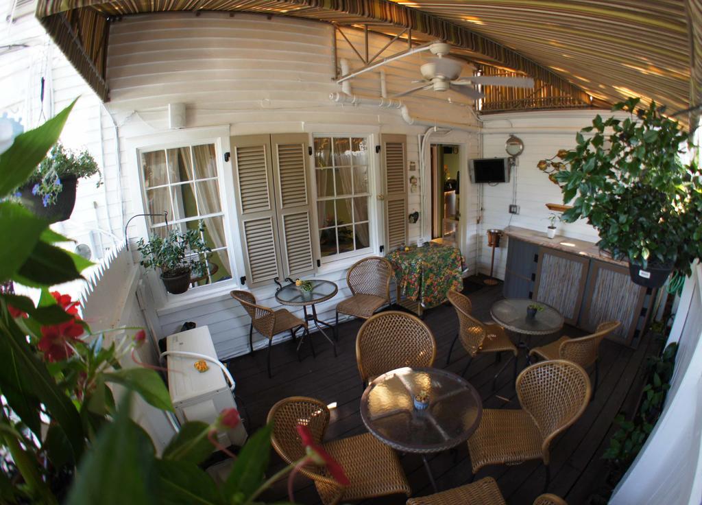 Seascape Tropical Inn (Adults Only) Key West Exterior photo